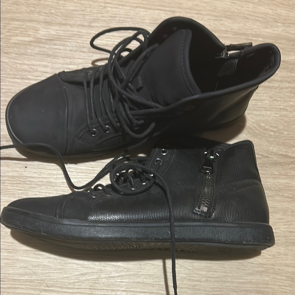 Sleek Black Men's High-Top Sneakers
